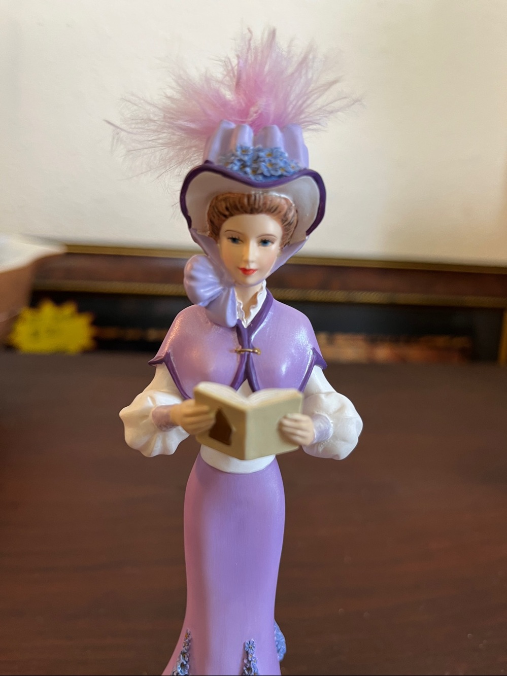 Serenade of Strength from the Thomas Kinkade Commitment to Caring Collection - Picture 5 of 6